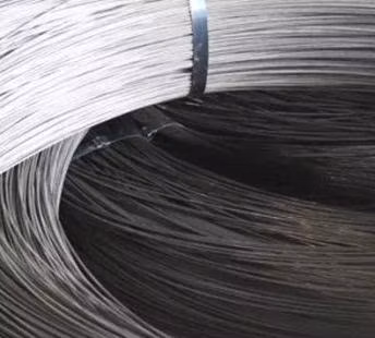 Качественная катанка для холодной высадки SAE10b21 с фосфатным покрытием, стальная проволока класса 8,8 для изготовления винтов